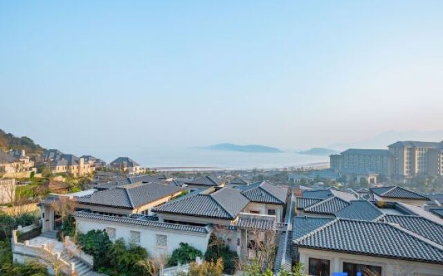 East Beach Resort Banshanwan Hotel