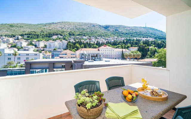 Down Town Apartments