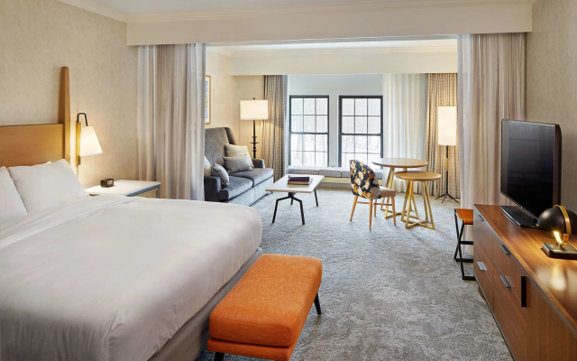 Hilton Pearl River