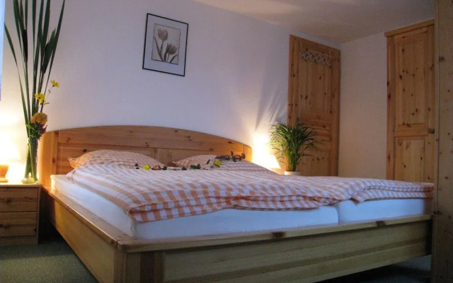 Kammbaude Neuhermsdorf