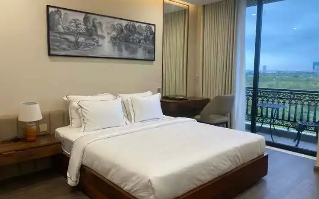 Cami Riverside Resort Da Nang