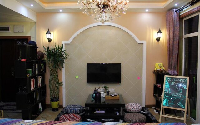 Chongqing Romantic Youth Hostel