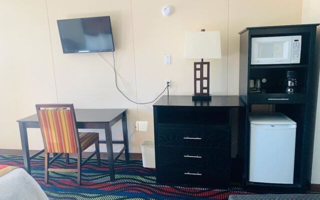 Americas Best Value Inn Elm Creek