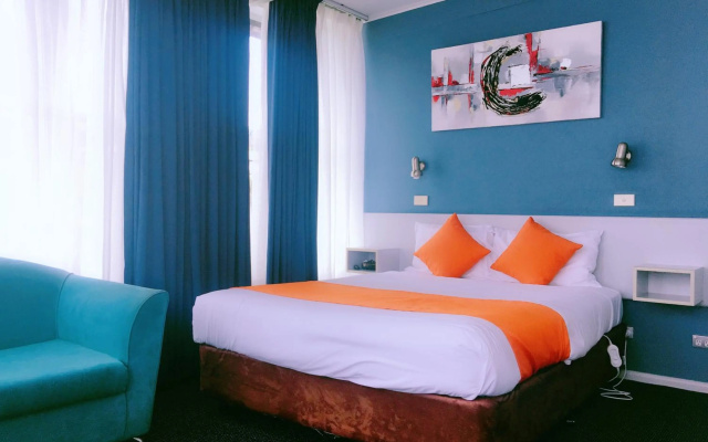 Waterfront Lodge Motel – Guest Rooms – Lutana