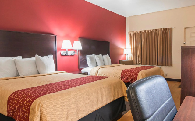 Red Roof Inn & Suites Lake Orion/ Auburn Hills