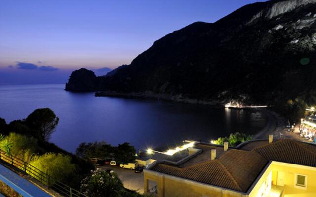 Ithea suites hotel