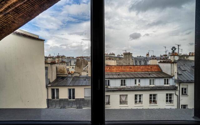 135 - Urban Five Star Apartment in Center of Paris
