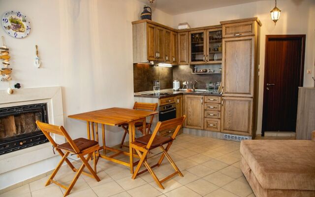FM Premium 1-BDR Apartment with Pool & Parking - Summertime
