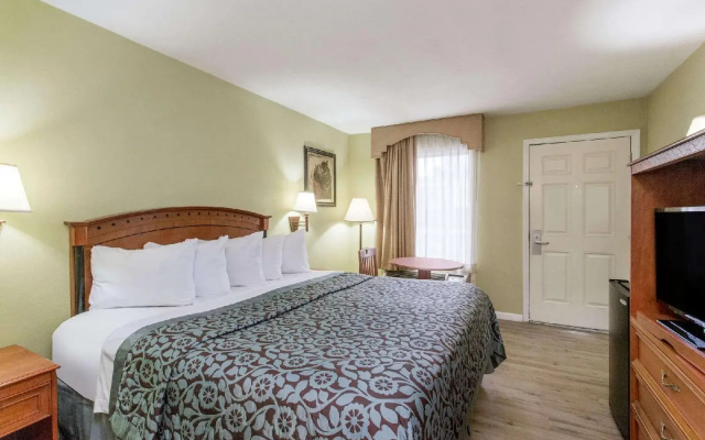 Days Inn by Wyndham Ormond Beach