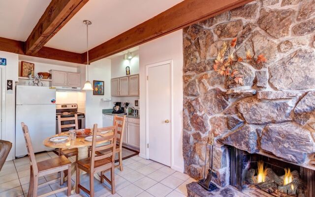 Breckenridge Alpine 203 Condo close to lift by RedAwning