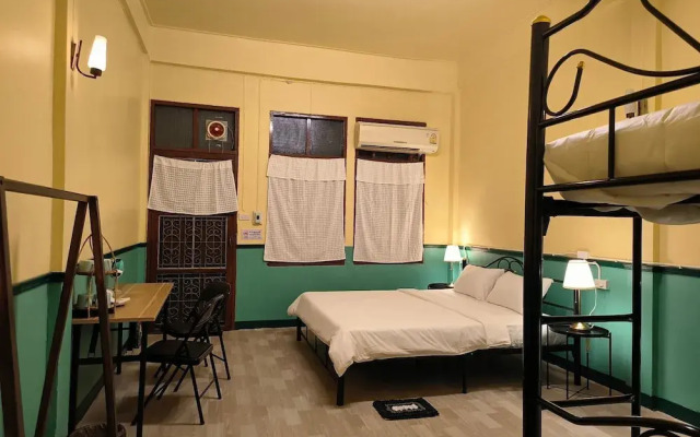 During Moonshine Hostel Samyan