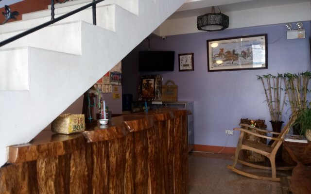 Mayon Lodging House