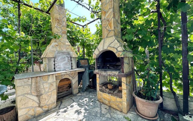 Mari - 150 m From sea - A2