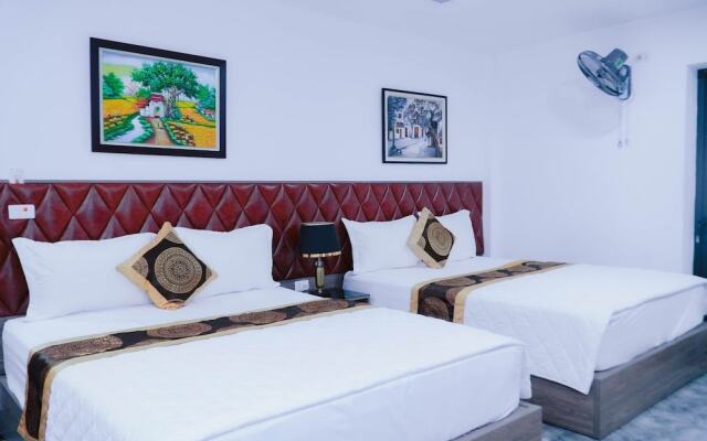 Grad Queen Hotel 2  Ha Dong