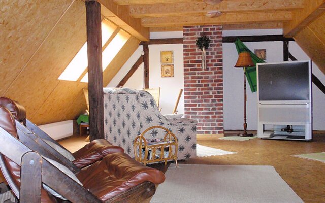 GOśCINIEC POD DWOMA SERCAMI