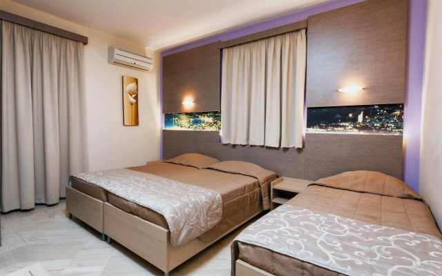 Planos Beach Hotel