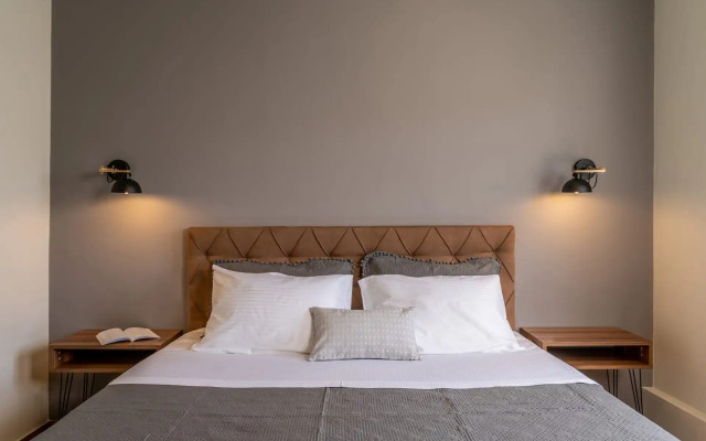 Amarie Suites