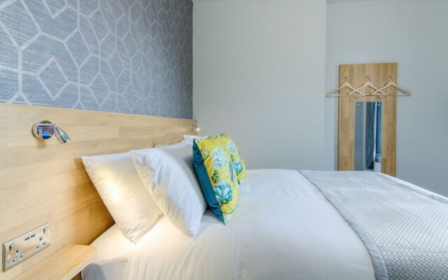 Remaotel Seafield Court Apartments