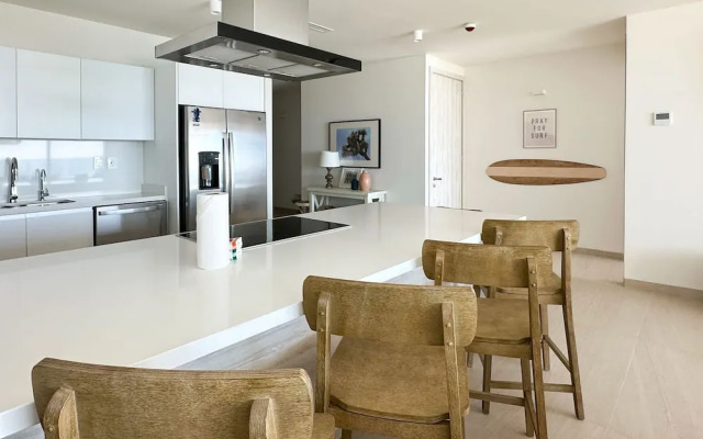 Has it all Beachfront Retreat With Stunning Views