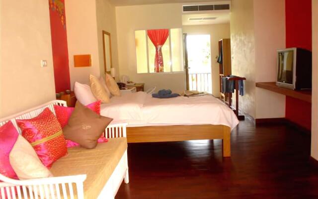 Sunshine Pool Villa Hua-Hin Pranburi Resort