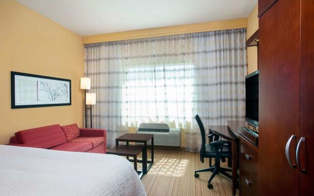 Courtyard Homestead Marriott