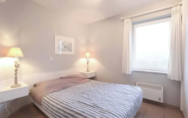 Bright Apartment With Terrace in Oostduinkerke