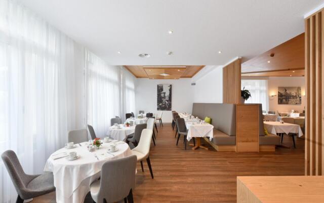 Alpine Hotel Perren
