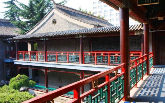Ziyu Hotel