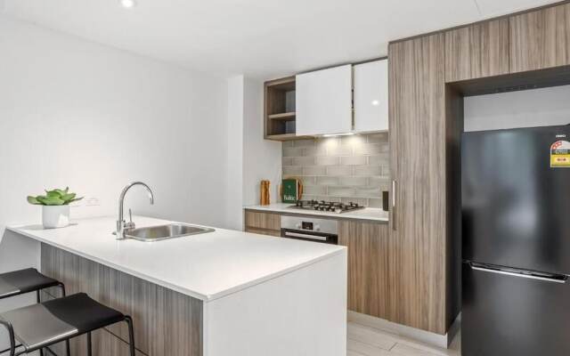 Modern 2-storey Apartment - Q Stay