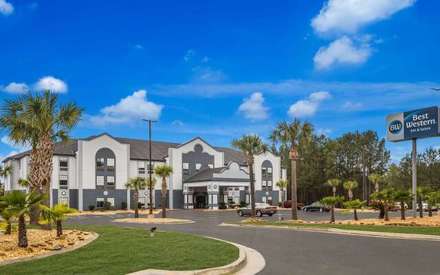 Best Western Bradbury Inn & Suites
