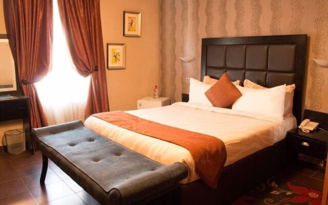 Carlisle Hotel