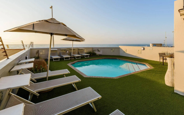 Dolphin View Cabanas