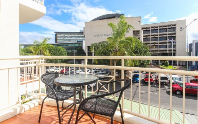 Inner City One Bedroom Apartment 13