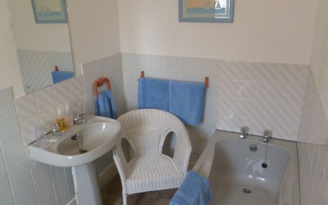 Longhope Guest House