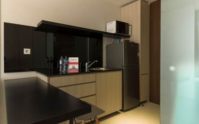 RedDoorz Plus near Perbanas