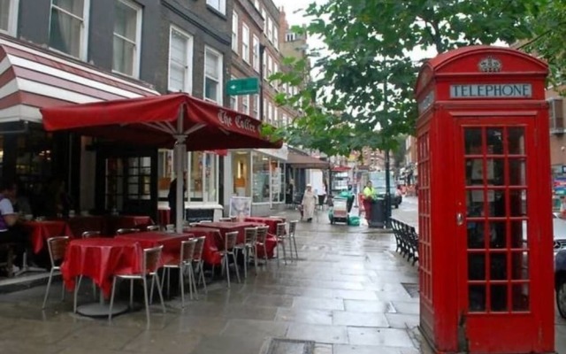 Designer 2 Bed on Hampstead High St