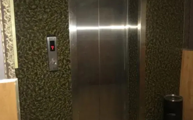 Luliang Starlight Hotel