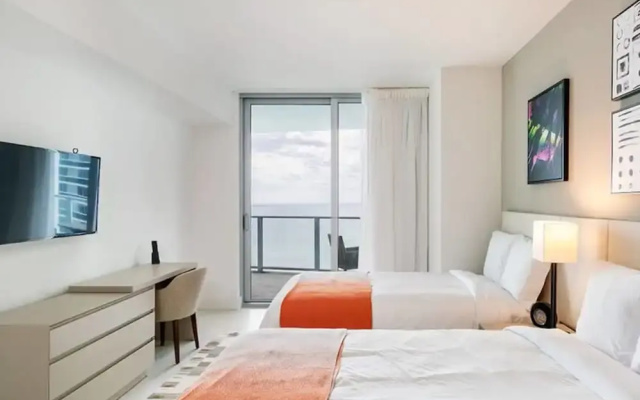 Hyde Resort Apartments by SV Rentals