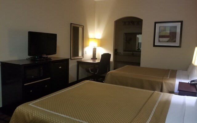 Executive Inn & Suites