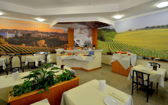 Rio Hotel