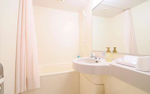 Juraku Stay (formerly Leopalace Hotel Niigata)