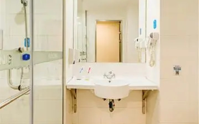 Hanting Hotel Wuhan Xianggang Road Children's Hospital
