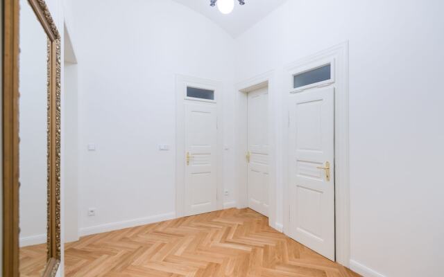 The Enchanted Boutique Apartments