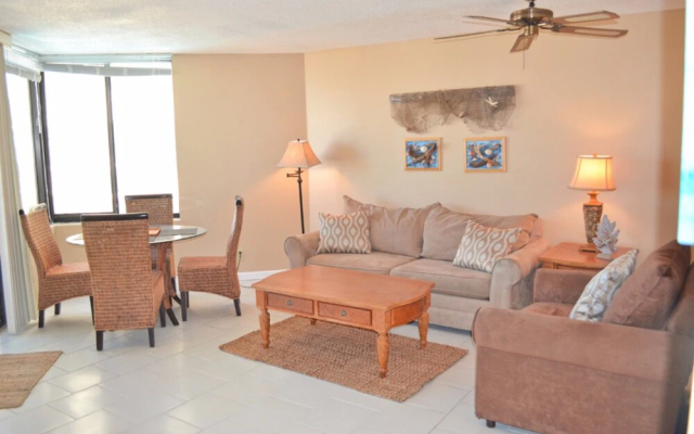 Sunbird Suites by Royal American Beach Getaways