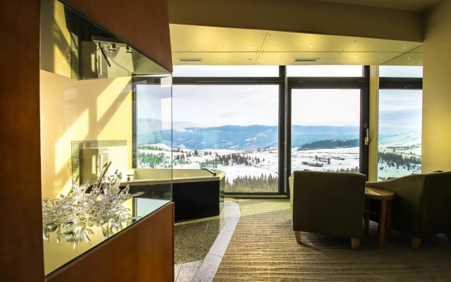 Sparkling Hill Resort and Spa - Adults-Only Resort
