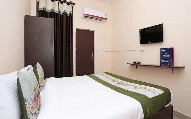 OYO 10391 Hotel Royal Sunshine