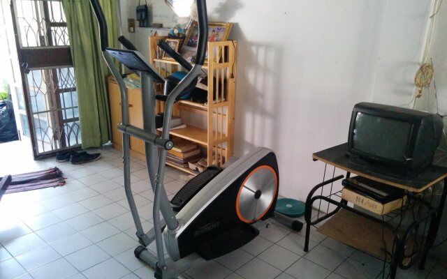 Big Mango Tree Guesthouse