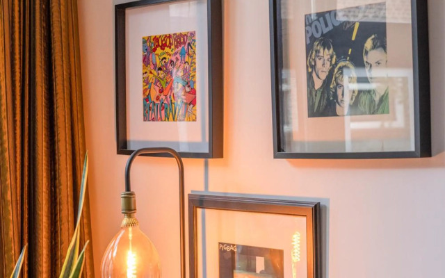 Passage, spacious apartment in historic center