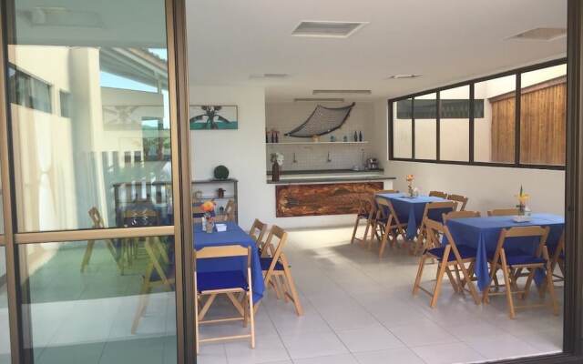 Flat Nui Supreme Beach Living