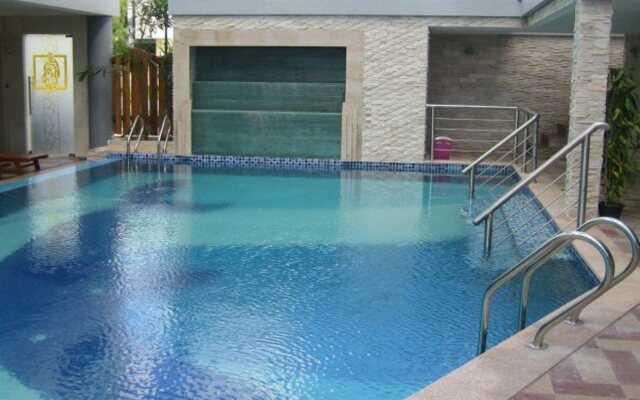 Palm Garden Hotel
